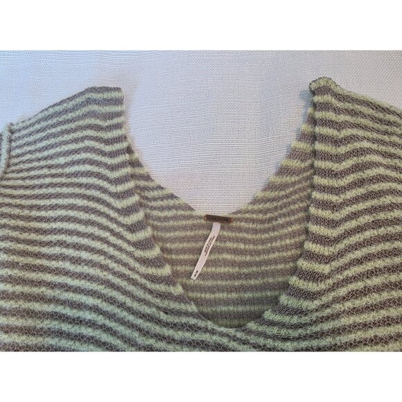 Free People Striped V-Neck Sweater Medium Gray Yellow Fuzzy Knit Pullover - Picture 6 of 8